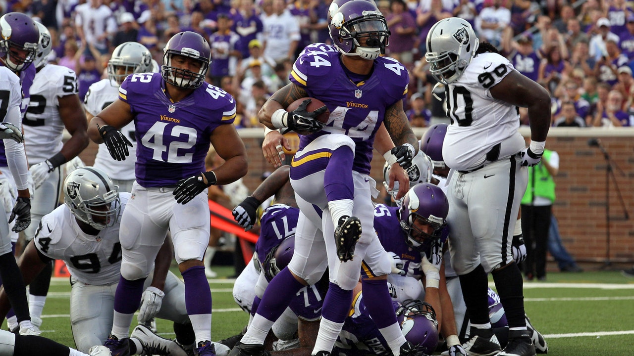 Vikings edge Raiders, 10-6